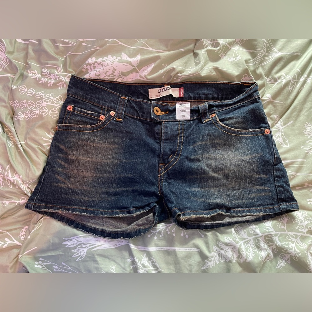 NWOT Levi’s Jeans 504 Slouch Denim Shorts